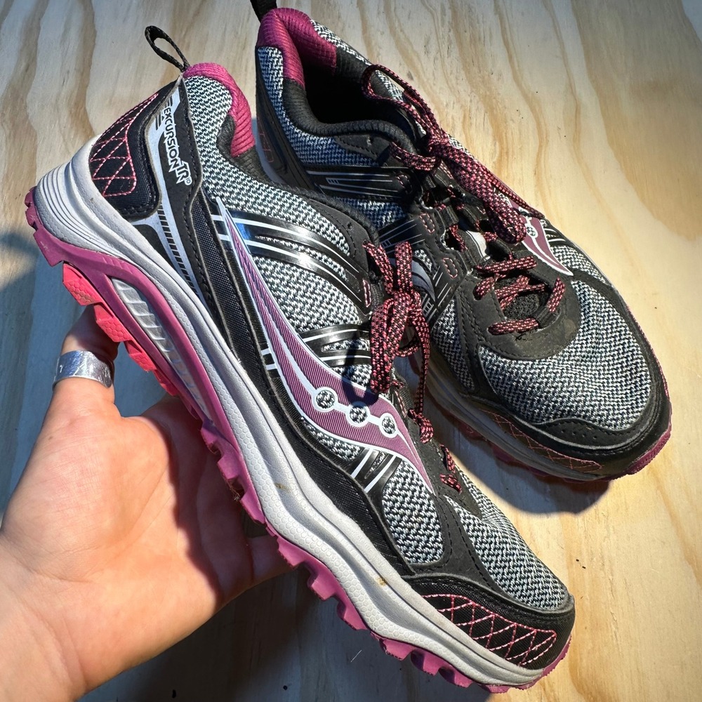 Saucony Excursion TR11 Women 10 Black Pink Trail Running Shoes